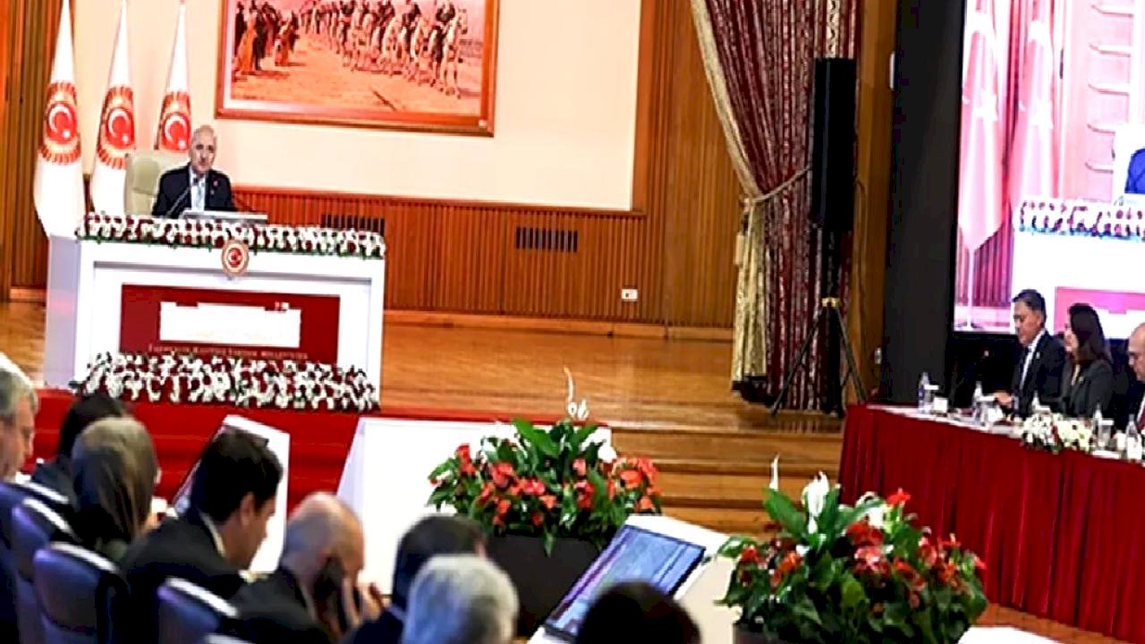 TBMM Komisyonu 'nitelikli çoğunluk' oyuyla İmralı'ya gidiyor