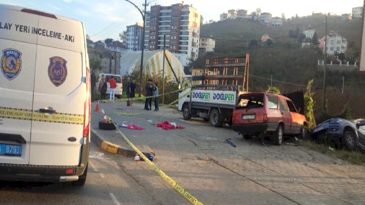Trabzon'da otomobilin altında kalan babaanne ve 2 torunu ağır yaralandı