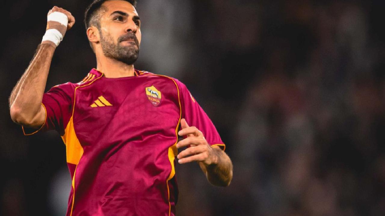 Zeki Çelik gol attı! Roma, İtalya'da zirveye çıktı