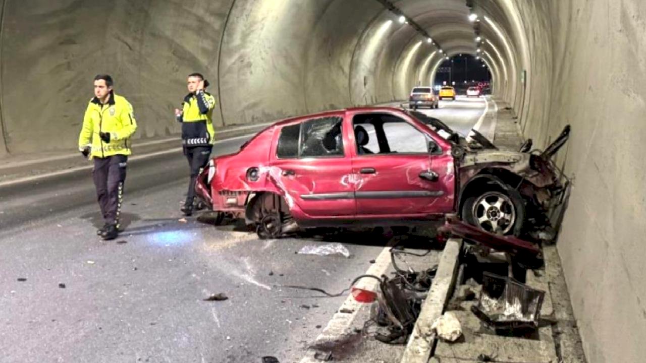 Zonguldak'ta feci kaza: Otomobilin hız kadranı 200'de takılı kaldı