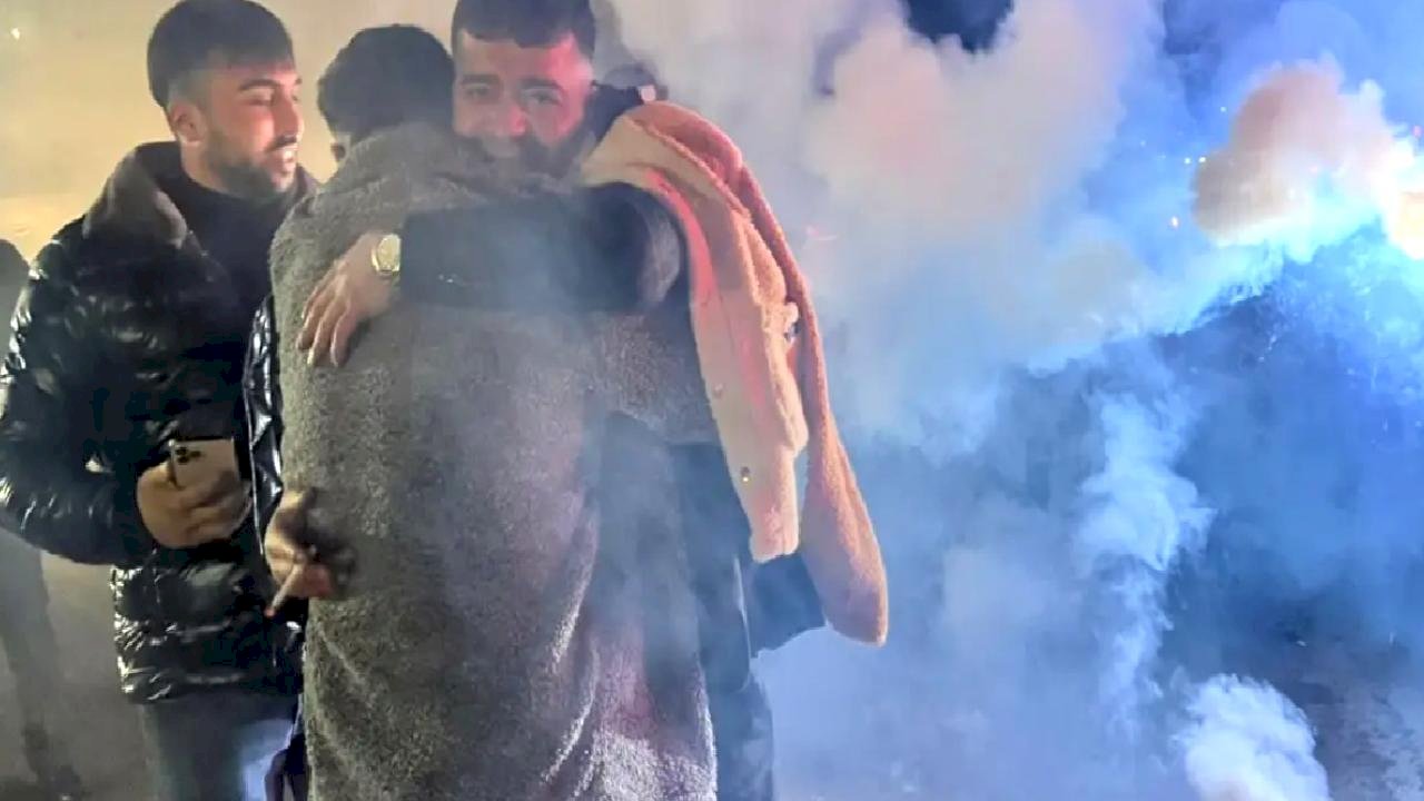 11'inci Yargı Paketi sonrası cezaevleri önünde bayram havası esti