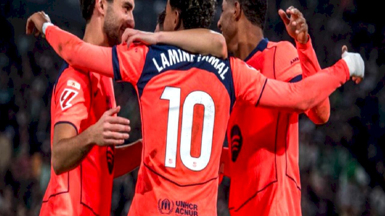 8 gollü maç! Barcelona, Real Betis&#039;i devirdi