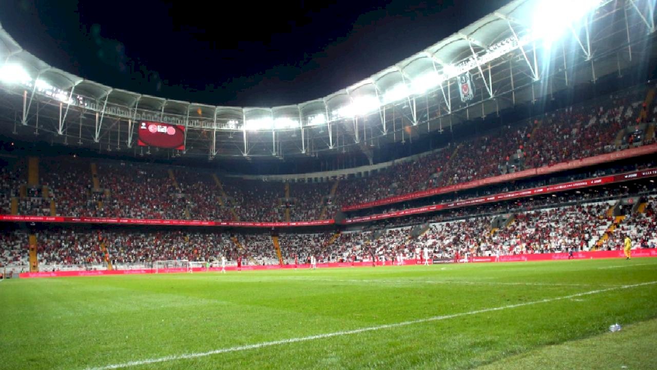 A Milli Futbol Takımı, Romanya&#039;yla Dolmabahçe&#039;de karşılaşacak