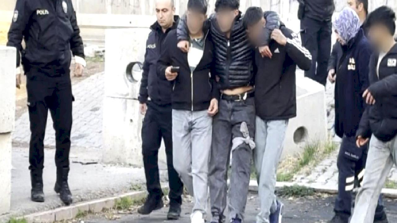 Aksaray&#039;da bir genç daha akranı tarafından bıçaklandı