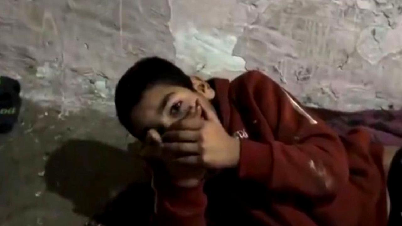 Ankara'da güvercin kümesinde tutulan engelli çocuk kurtarıldı