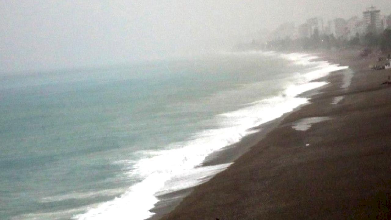 Antalya'yı sağanak vurdu