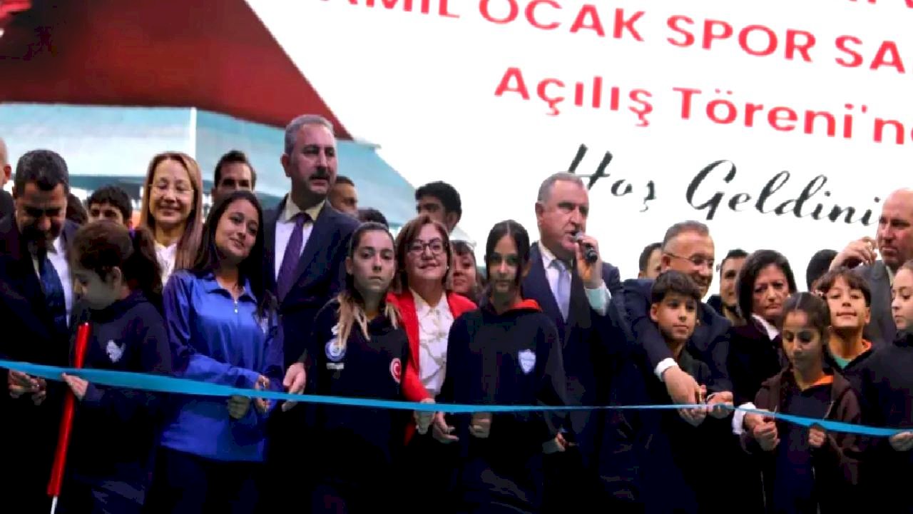 Bakan Bak: Dijital bağımlılıkla mücadelede en güçlü araç spordur