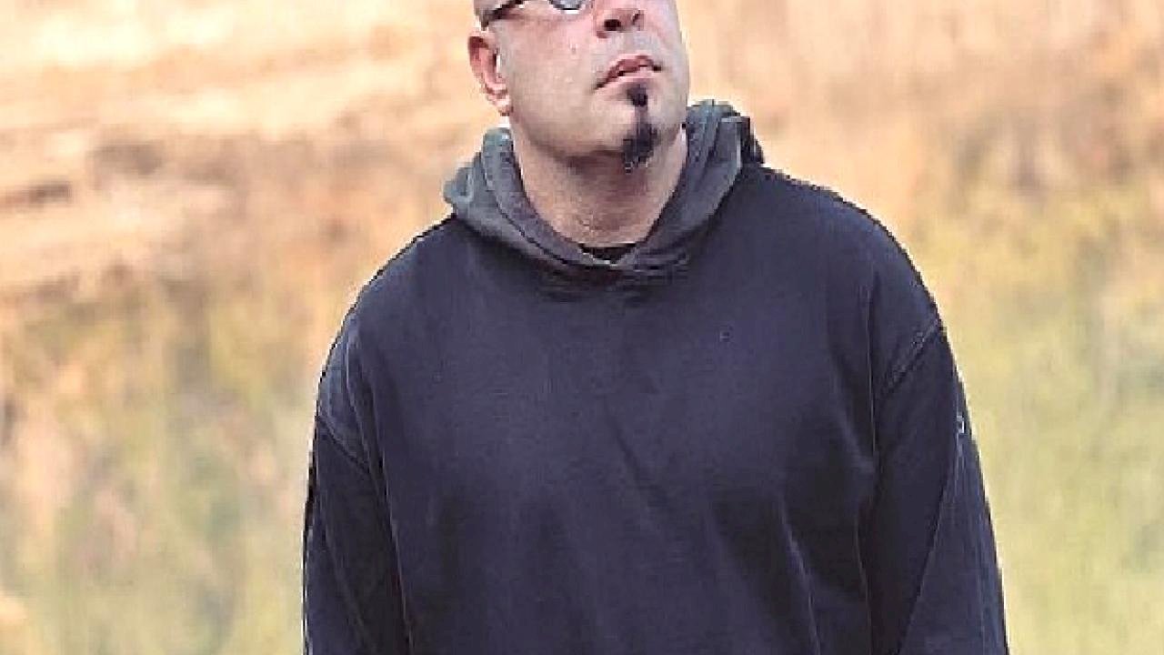 Barış Çapkın şarkılarını bir albümde topladı: Fezaya Bak