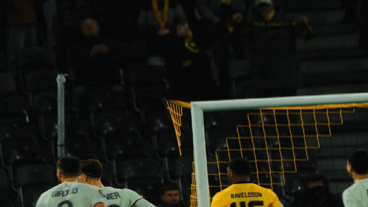 Berke Özer, Avrupa Ligi'nde yine penaltı kurtardı!