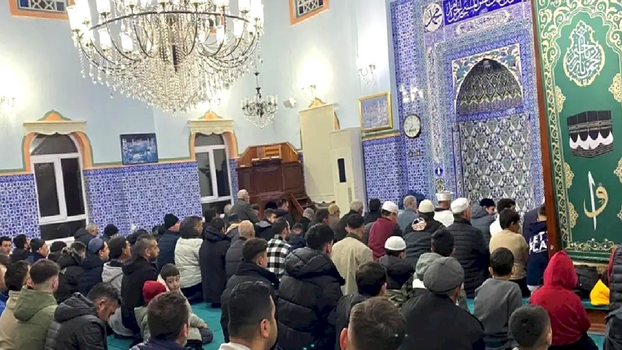 Bursa ve çevre illerde Regaip Kandili idrak edildi