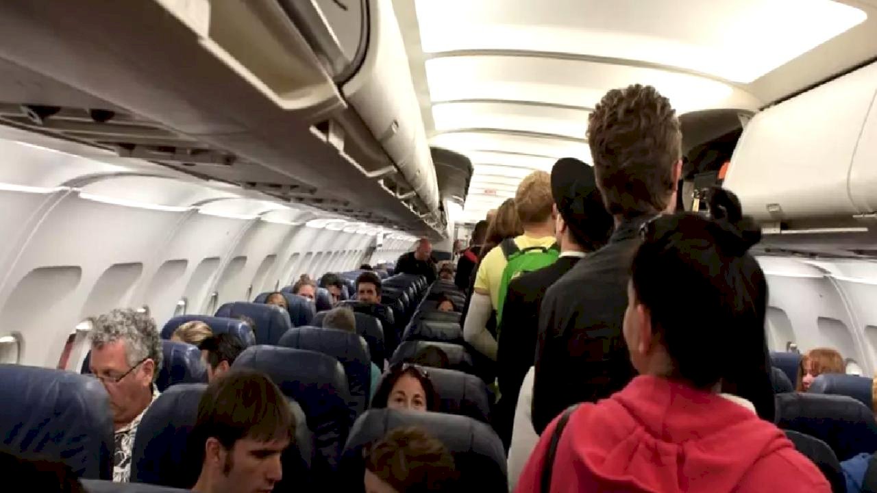 Business Class'ta hırsızlık yapan yolcuya 20 ay aapis