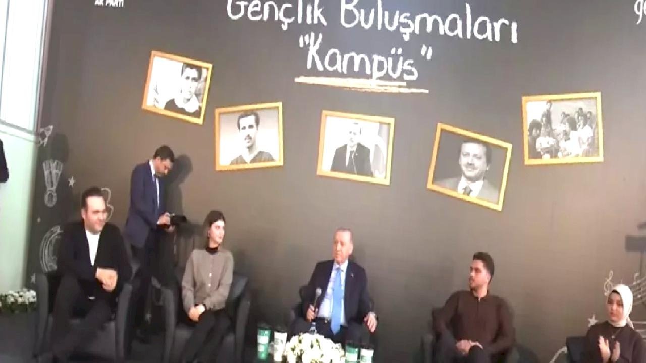 Cumhurbaşkanı Erdoğan: Küresel liderliğini kabul ettirecek bir Türkiye&#039;ye sizlerle birlikte kavuşacağımıza inanıyorum /Ek görüntü