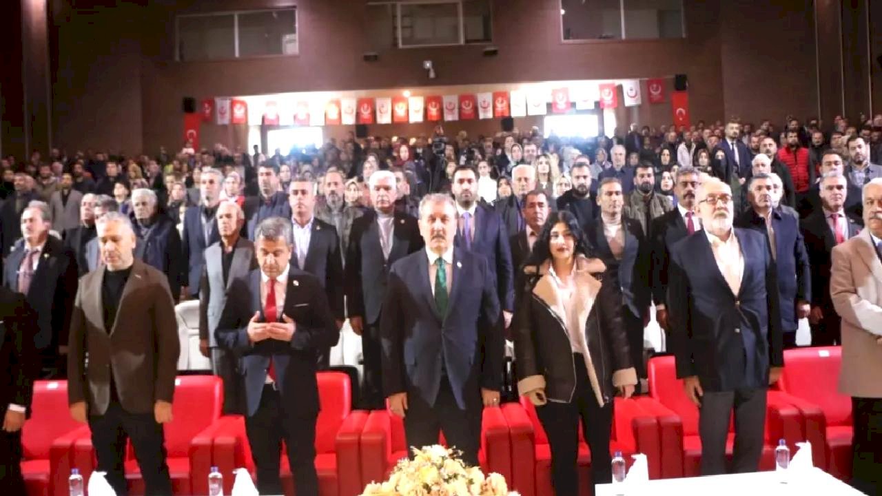 Destici: PKK Suriye'nin Üçte Birini İstiyor