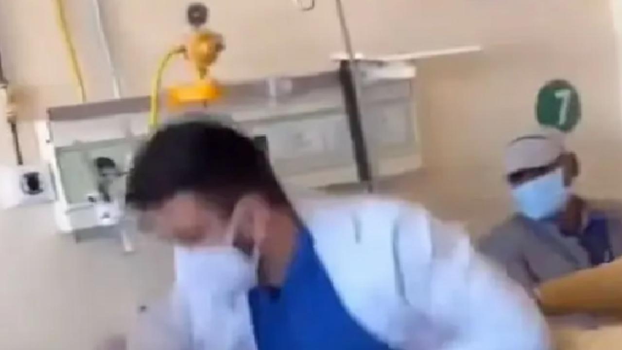 Doktordan boş yatağa uzanan hastaya feci dayak