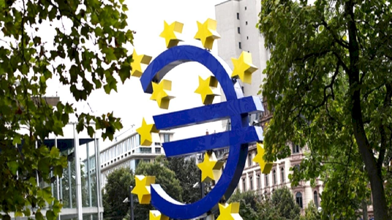 Euro Bölgesi ekonomisi üçüncü çeyrekte yükselişe geçti