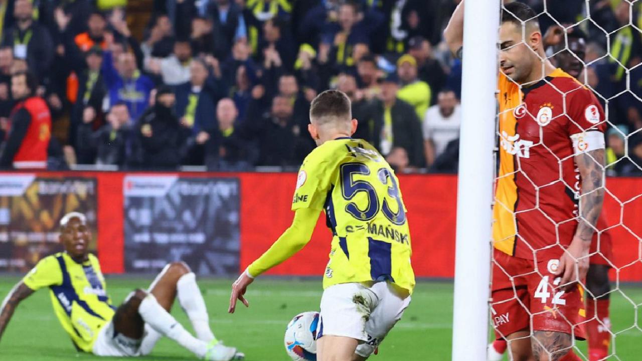 Fenerbahçe - Galatasaray derbisinin golleri yabancılardan