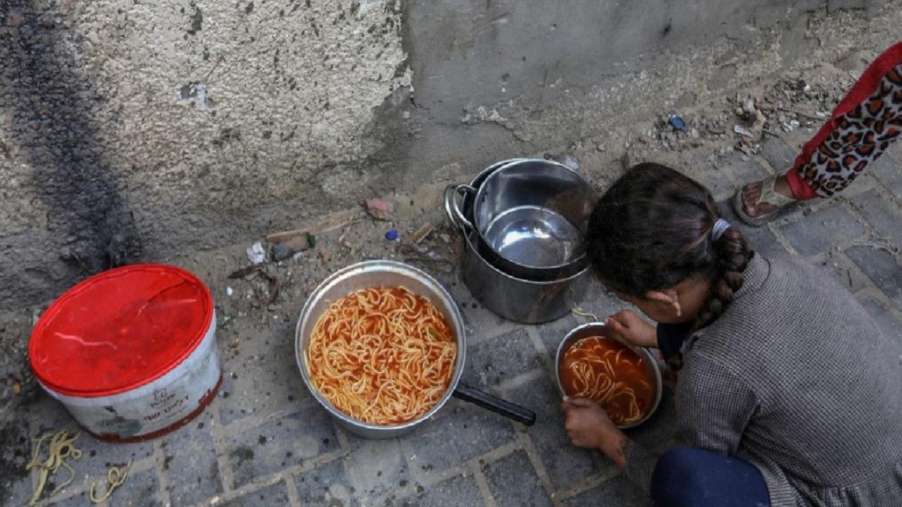 Gazze'de yemek dağıtımı yapıldı