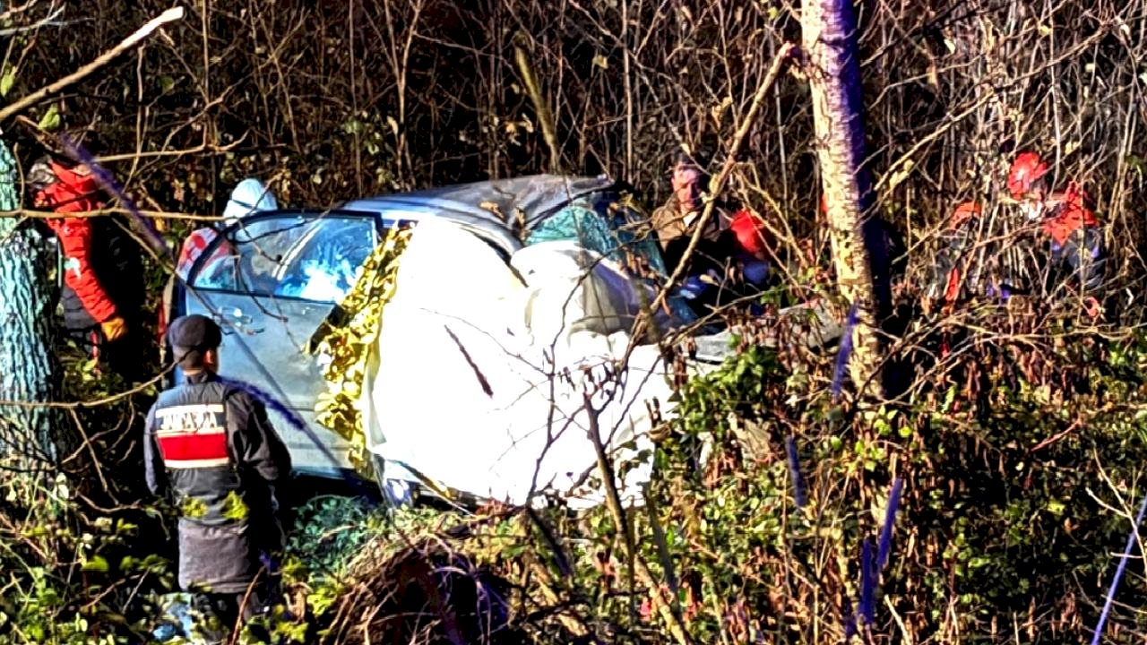 Giresun'da dere yatağına devrilen otomobildeki bekçi hayatını kaybetti