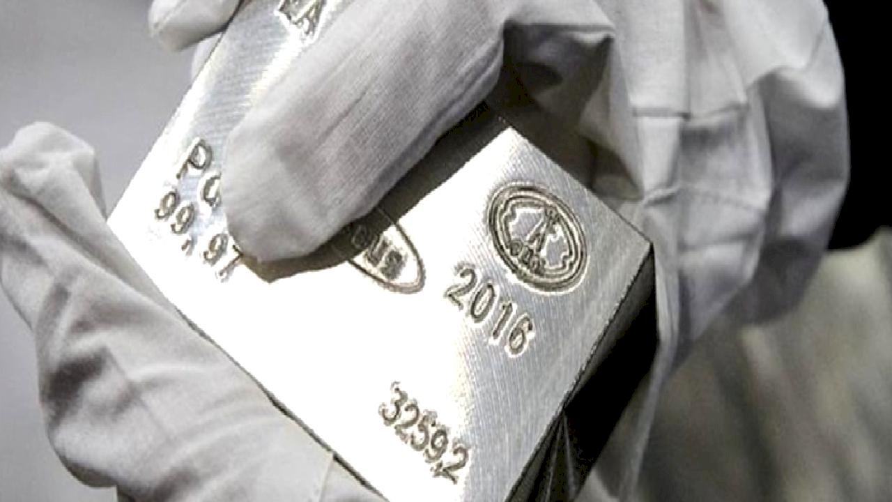 Gümüşün ons fiyatı haftayı rekorla kapattı