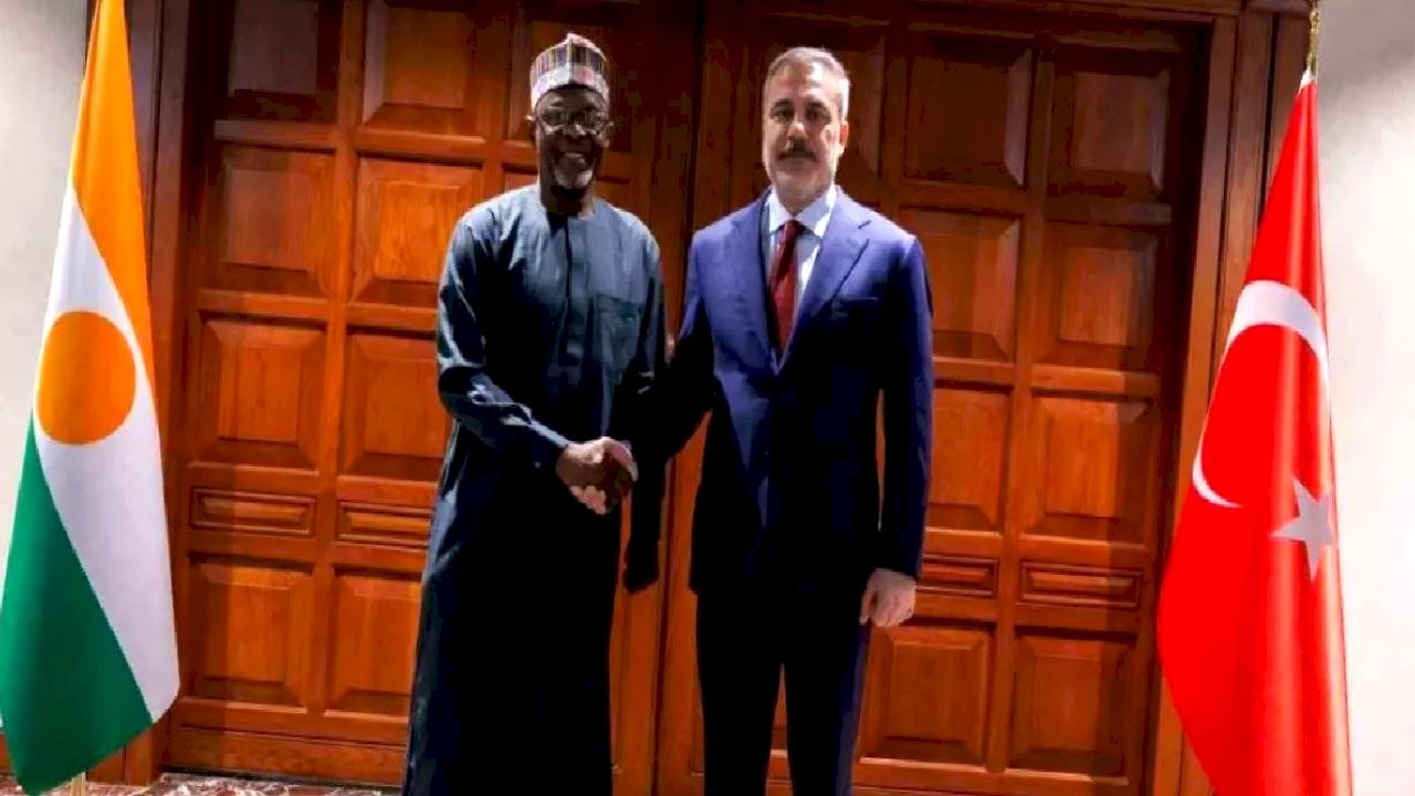 Hakan Fidan ve Nijer Bakanı Görüştü