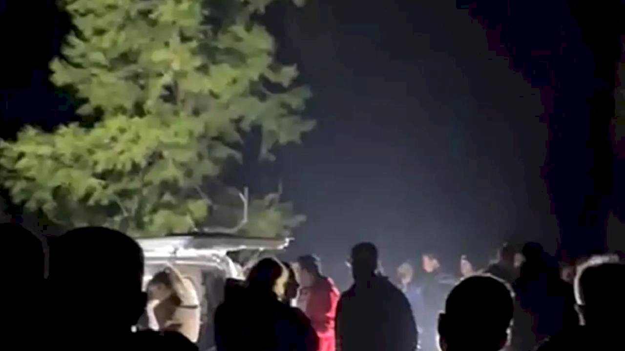 İki gencin sır ölümü! Mezarlıkta park halindeki otomobilde cansız bedenleri bulundu