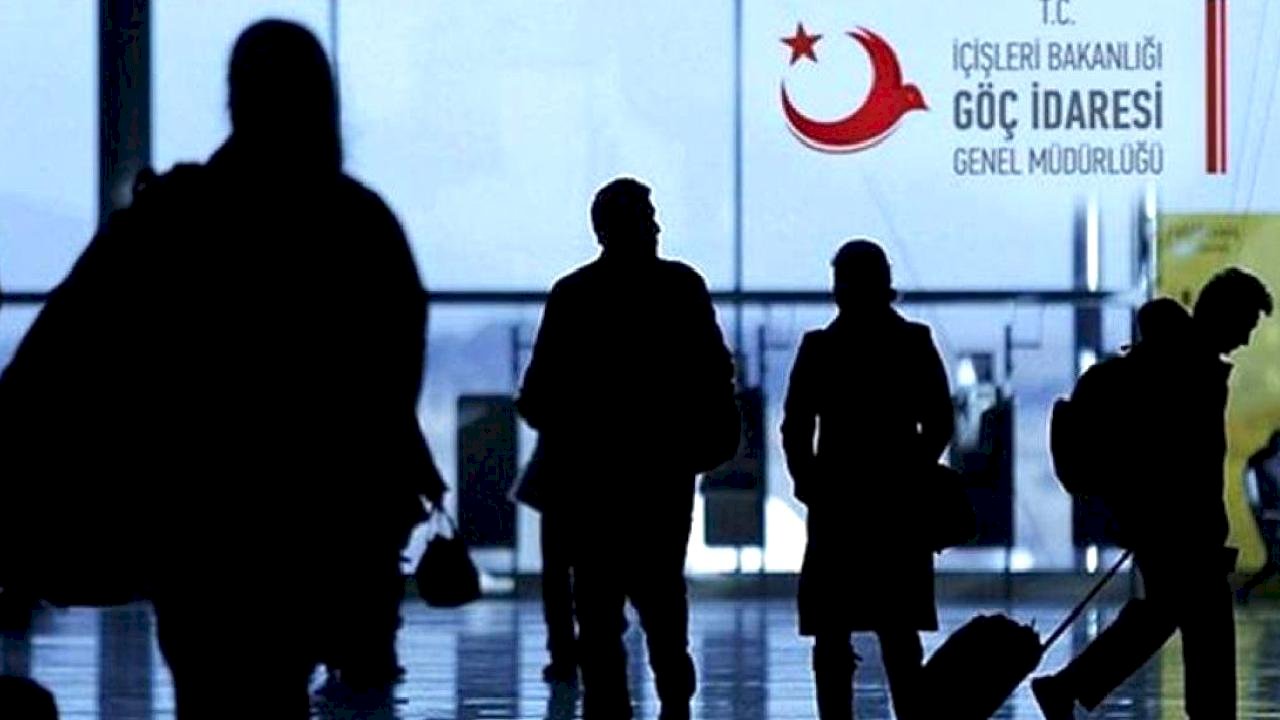 İstanbul Valiliği'nden 'Fatih’te düzensiz göçmen yoğunluğu' iddialarına yalanlama