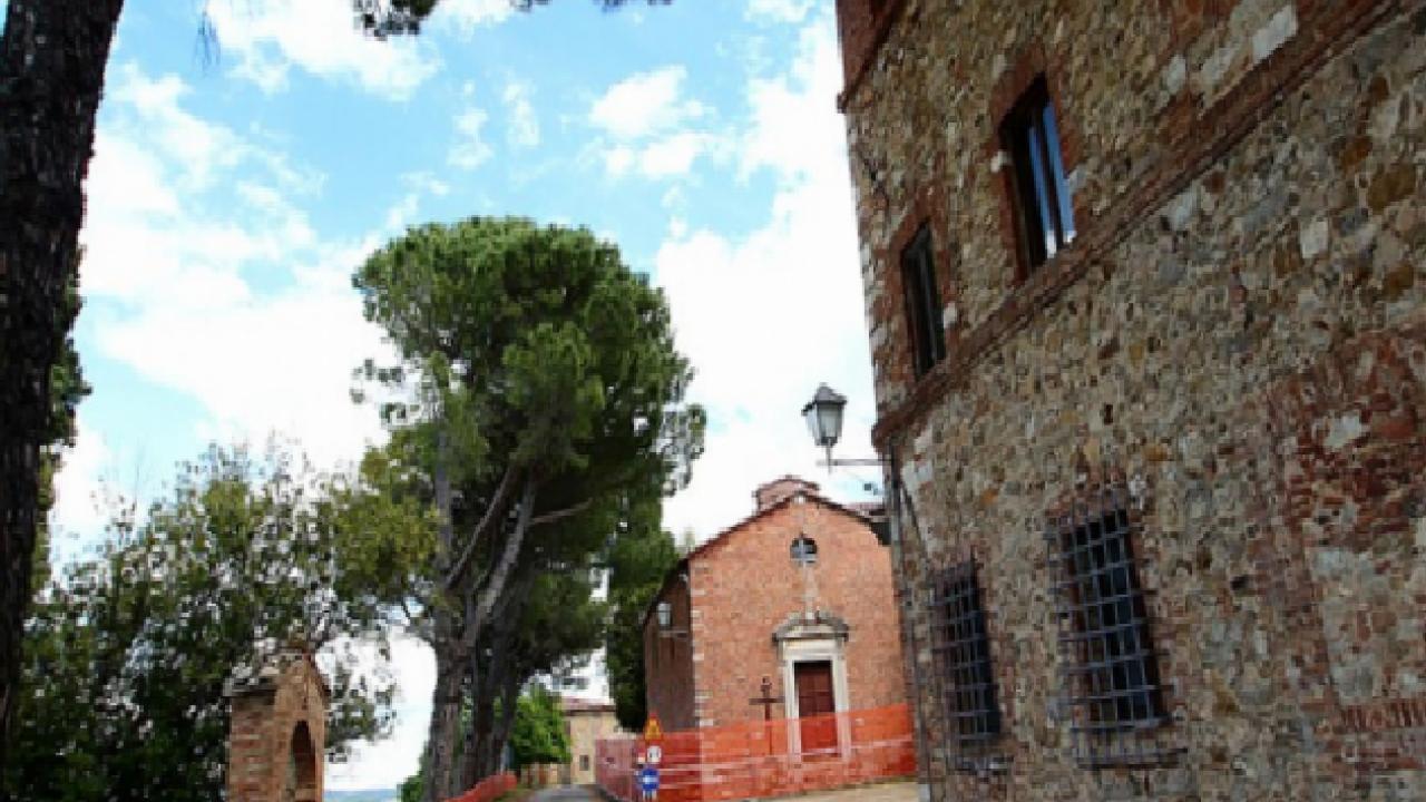 İtalya'nın tarihi kasabası orada yaşamak isteyenlere 30 bin dolar veriyor