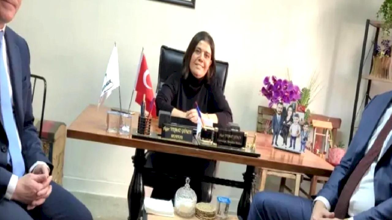 Kaymakam Dalak'tan Kadın Muhtara Ziyaret