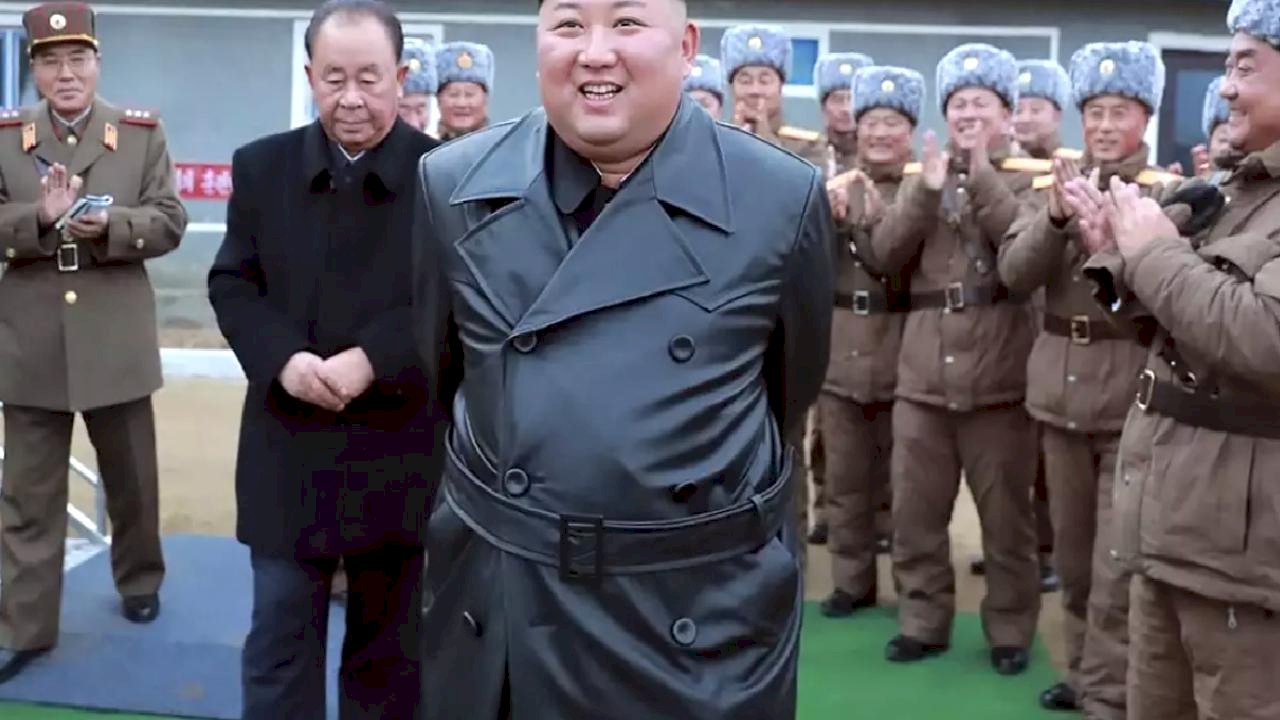 Kim Jong Un'un aşırı kilo aldığı dikkatlerden kaçmadı