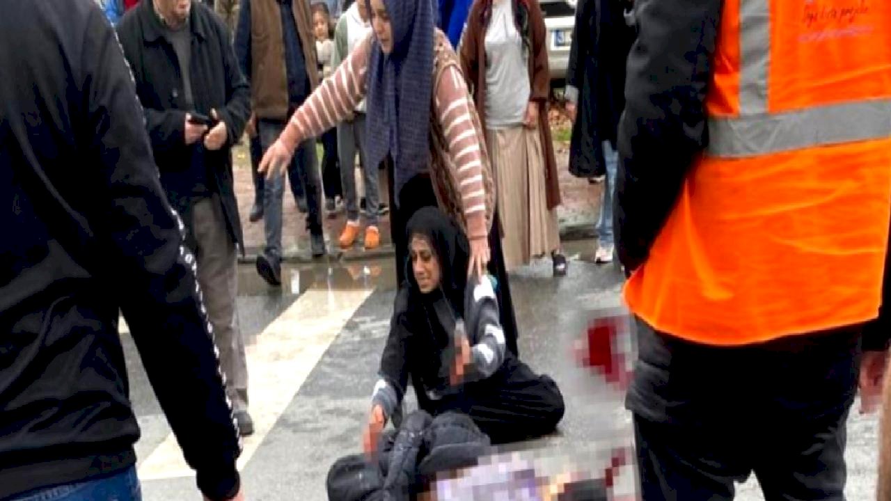 Kocaeli&#039;de işçi servisinin çarptığı çocuk can verdi