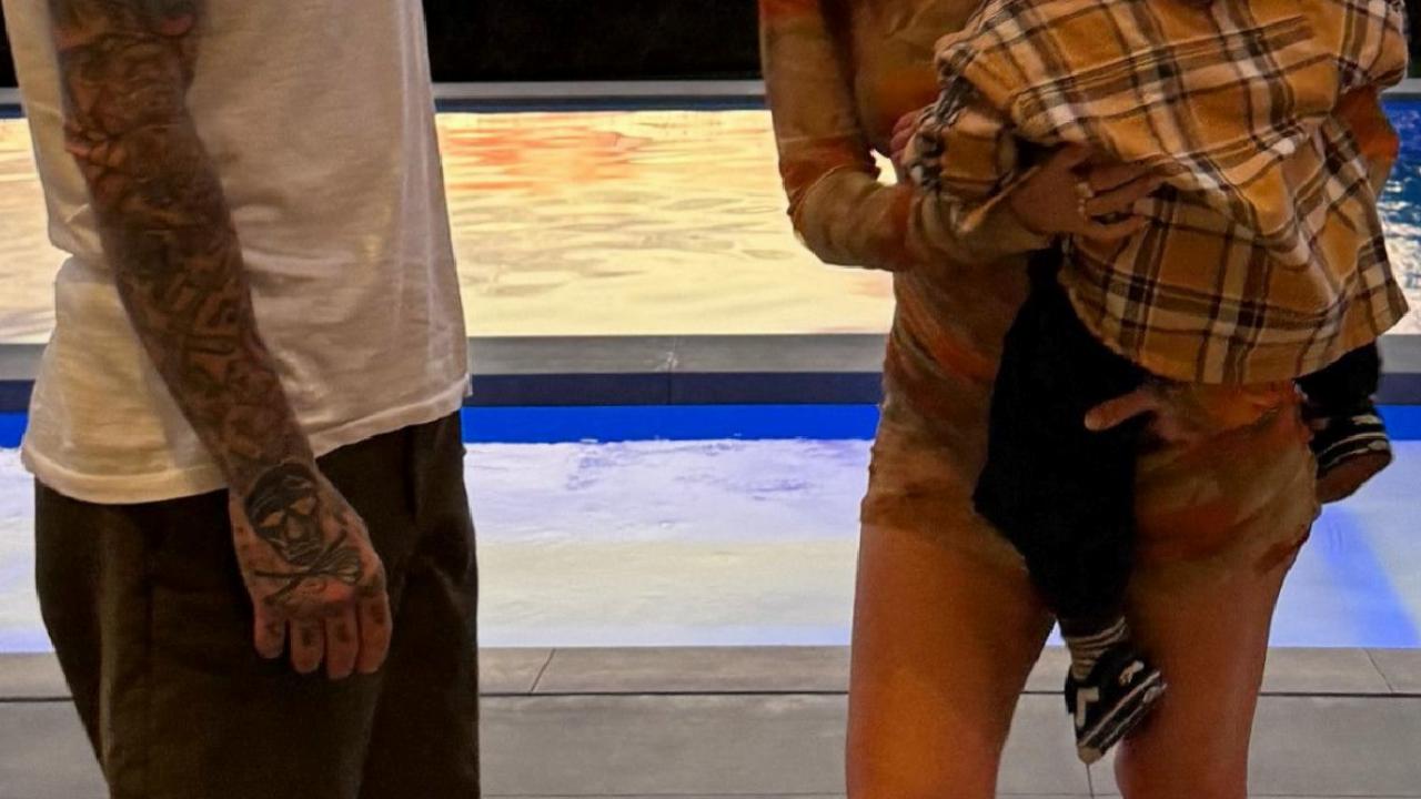 Kourtney Kardashian'dan emzirme açıklaması: "Hala devam"