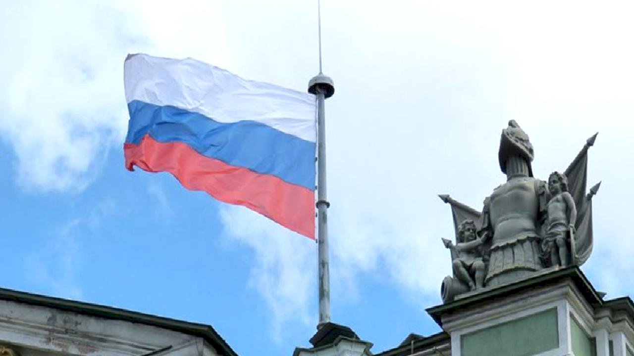 Kremlin, Türkiye'nin Rusya'ya S-400 sistemlerini iade edeceği iddialarını yalanladı