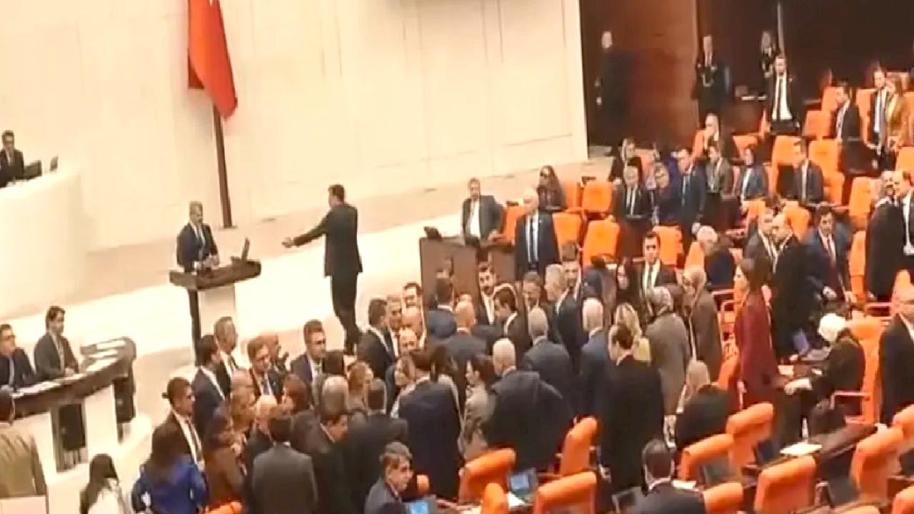 Mecliste Bütçe Görüşmeleri ve Gerginlik