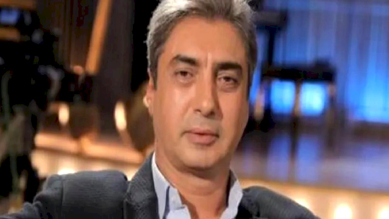 Necati Şaşmaz, 54'üncü yaşını çocuklarıyla beraber kutladı