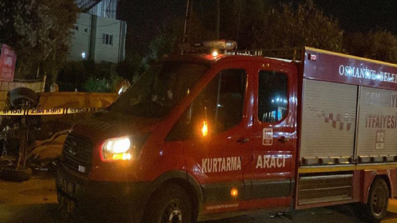 Osmaniye’de 3 araçlı zincirleme kazada 2 kişi hayatını kaybetti