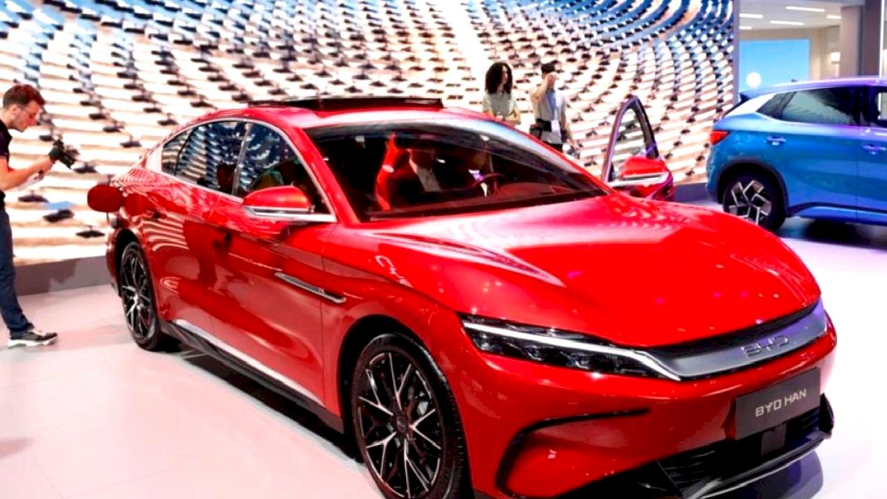 Otomobil sektöründe tarihi an: Çin, Japonya'nın 20 yıllık hakimiyetini bitirmek üzere