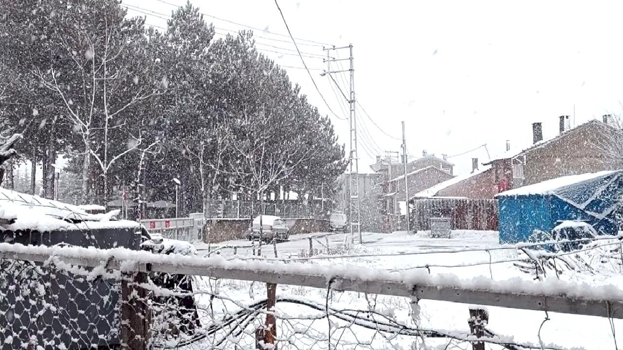 Pazaryeri'nde Taşımalı Eğitime 1 Gün Ara