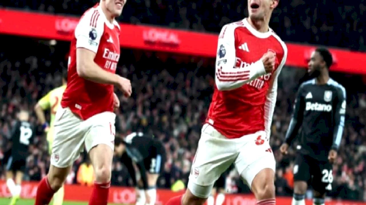 Premier Lig lideri Arsenal, 2025'i galibiyetle kapadı