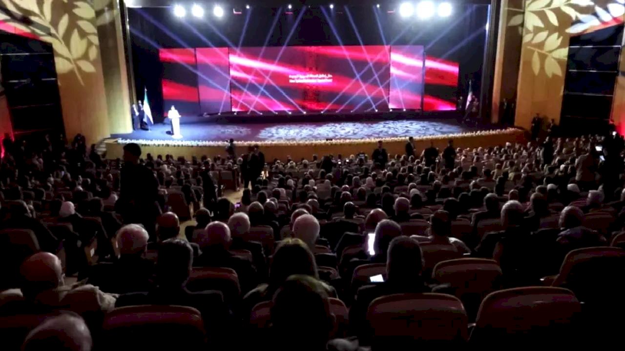 Şam'da Yeni Suriye Banknotları Tanıtıldı