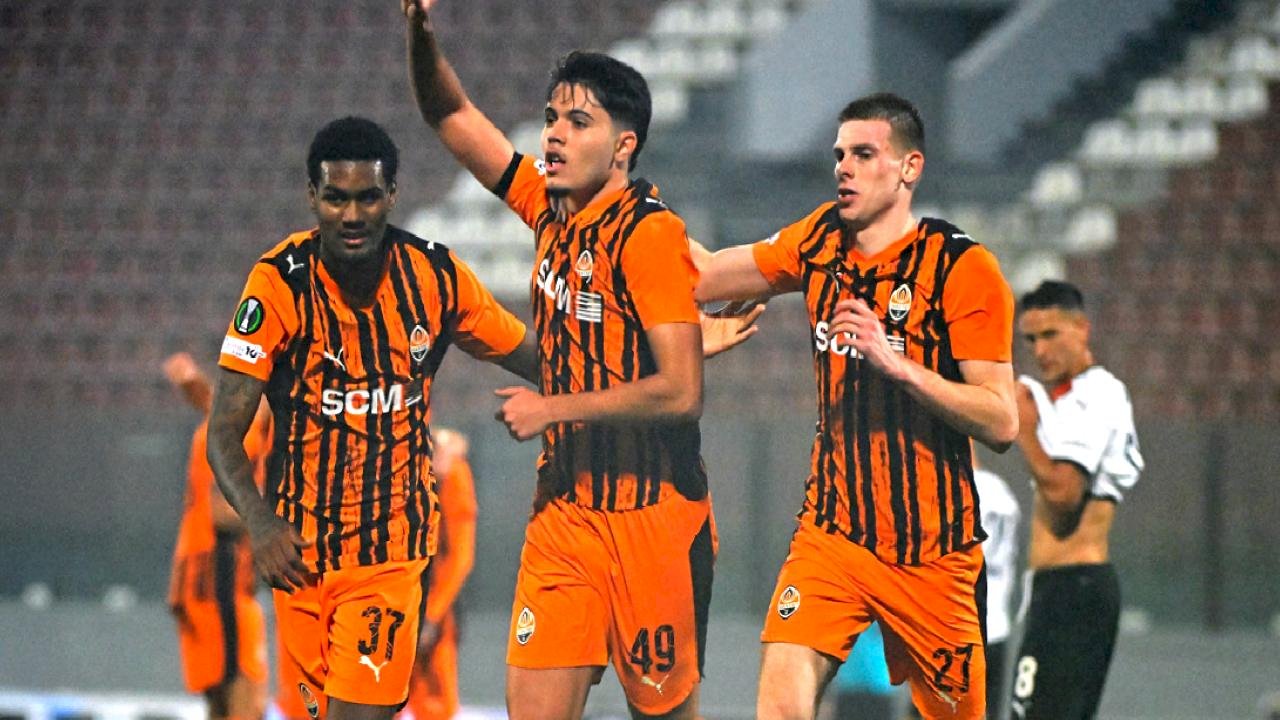 Shakhtar Donetsk, Hamrun Spartans&#039;ı iki golle geçti