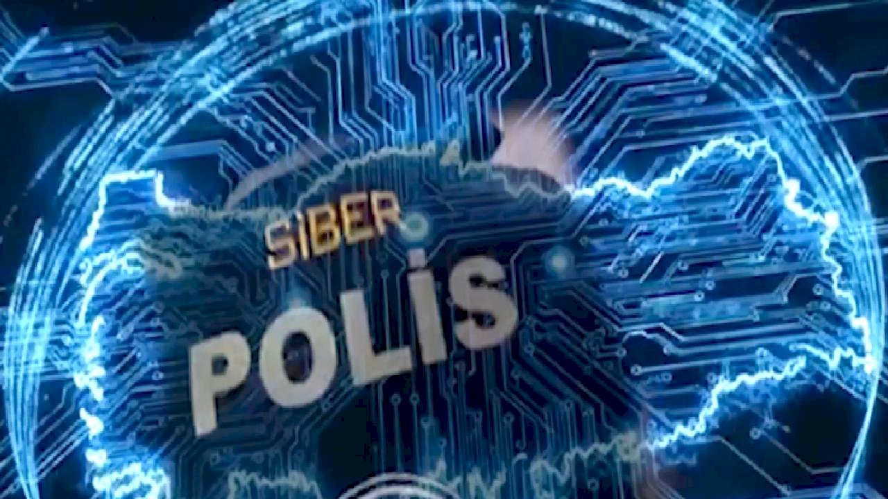 Siber suçla mücadele 55 ilde operasyon: 301 gözaltı