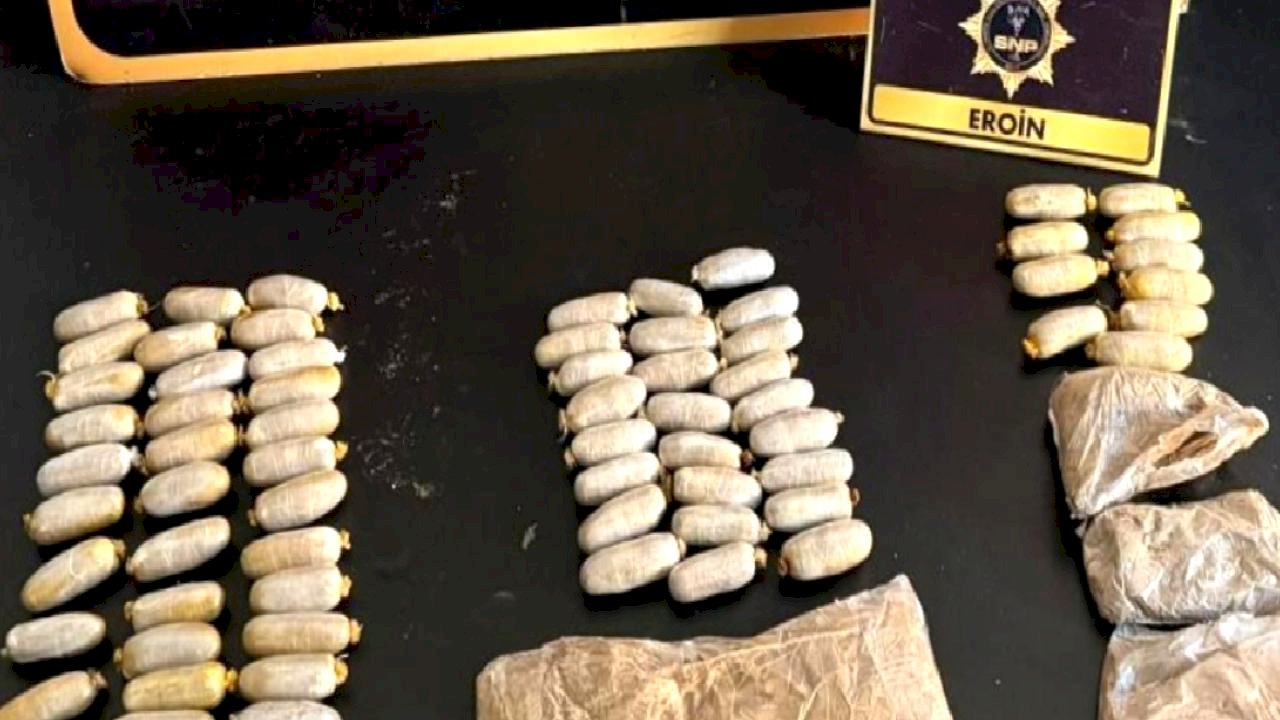 Siirt'te midelerinde uyuşturucu bulunan 4 şüpheli tutuklandı