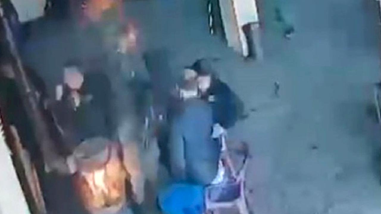 Şırnak'ta sobaya dökülen mazot parladı: Çırak yaralandı