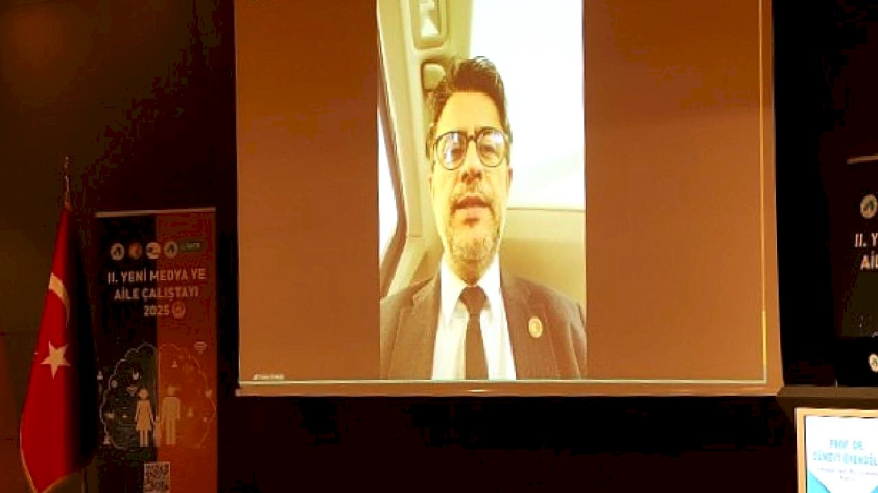 Sofraya bir tabak da telefonlar için…