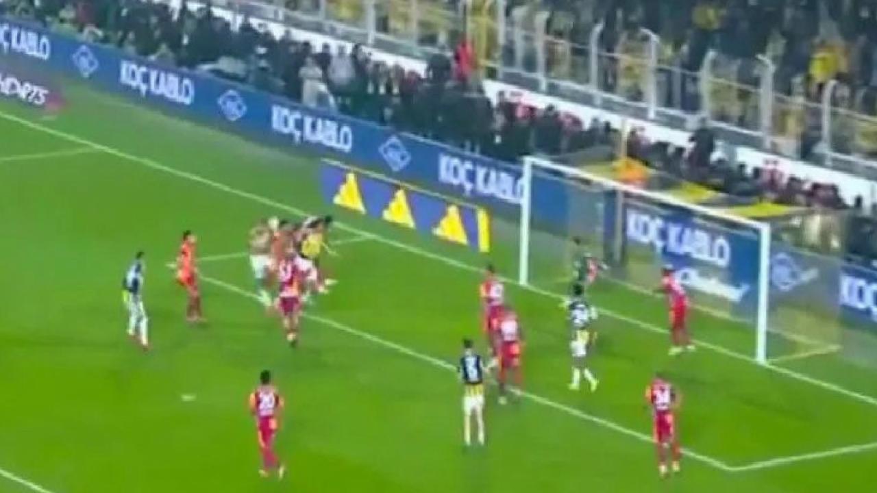 Süper Lig'de 14. haftanın VAR kayıtları açıklandı: Derbide iptal edilen gol de yer aldı