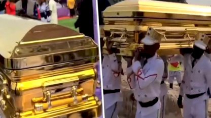 104 yaşındaki annesini altın tabutta defnetti