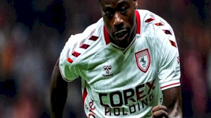 Anthony Musaba'nın kullandığı otomobil seyir halindeyken alev aldı