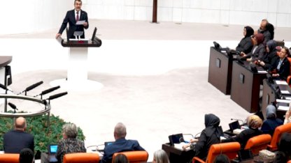 Bakan Yusuf Tekin'den CHP'ye yanıt: Sizin belediyeleriniz neden mülakat yapıyor?