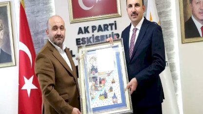 Başkan Altay, Eskişehir'de Belediyecilik Vizyonunu Paylaştı