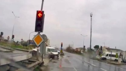 Büyükçekmece'de Kaza Anı Kamerada